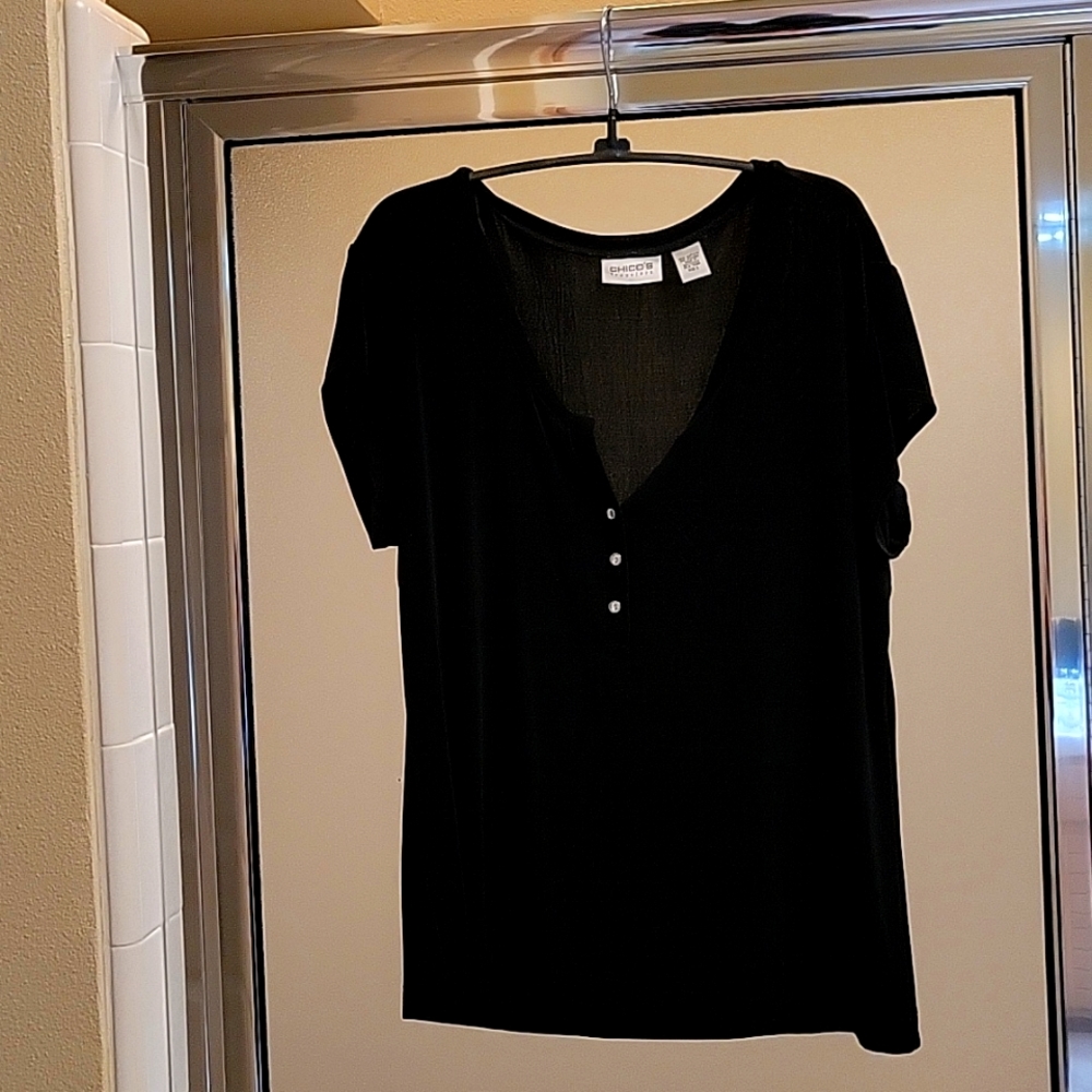 CHICOS Traveler's black top